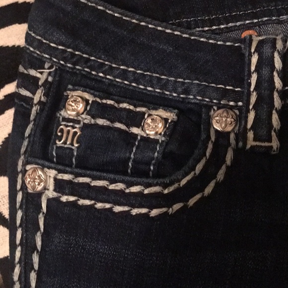 MISS ME ! Super cute, super fitting and has bling! - Picture 5 of 6